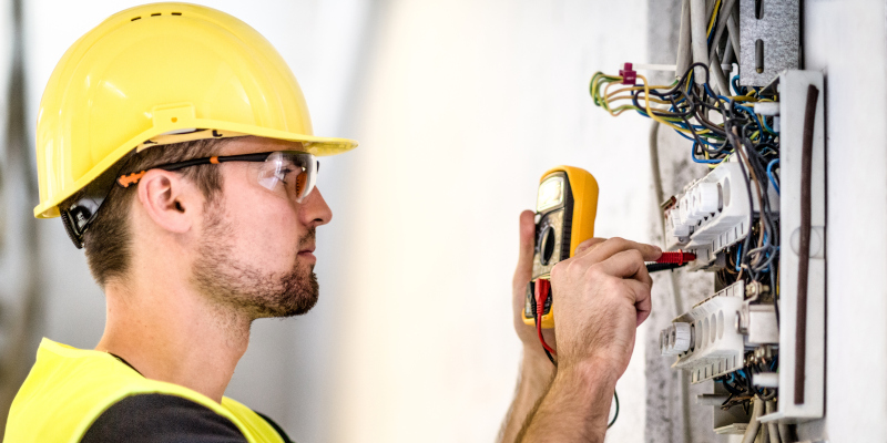 How Can an Electrical Maintenance Team Help You? | Belanger Engineering